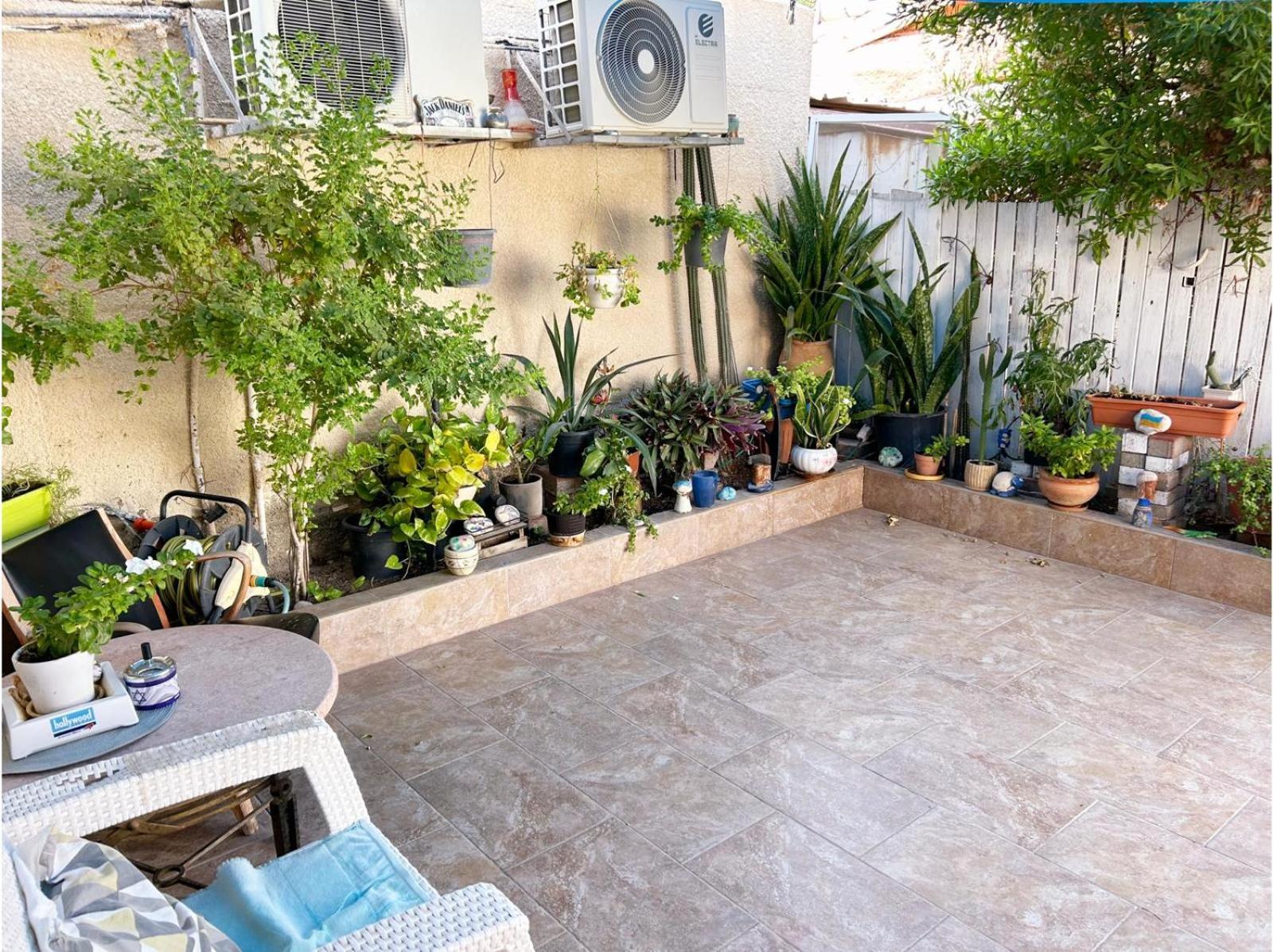 Guy'S Apartment Eilat Exterior photo